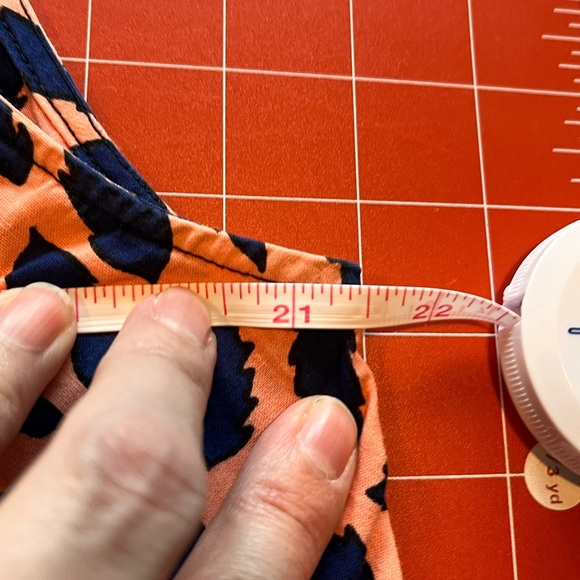 *SOLD* Zuri Kenya dress ‘Loose Leaf’ - Picture 4 of 7